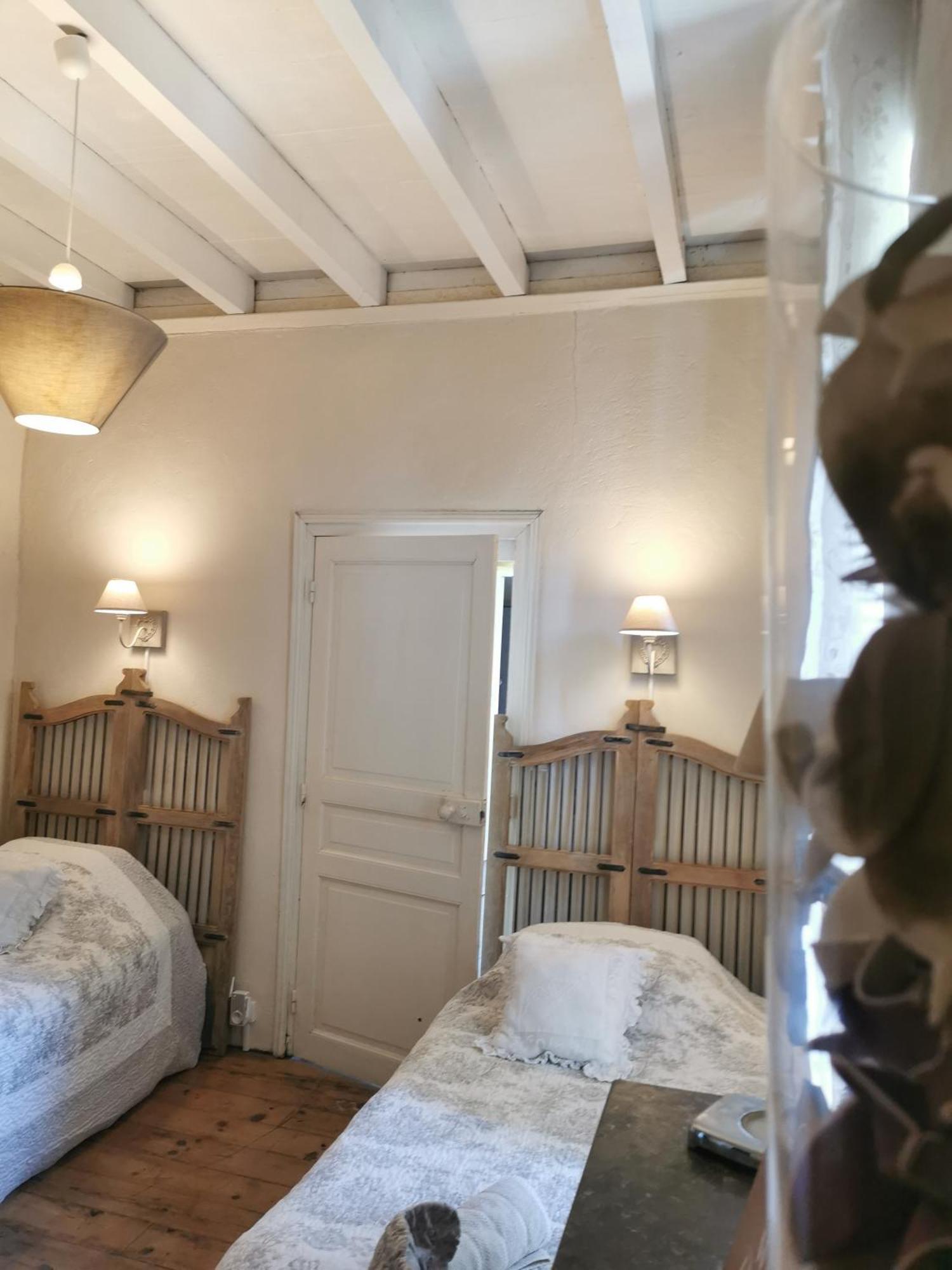 ארט Chambres D'Hotes Chez Valerie חדר תמונה